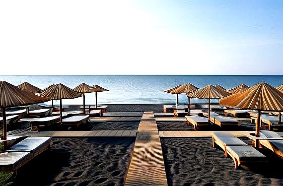 Kamari Beach Hotel